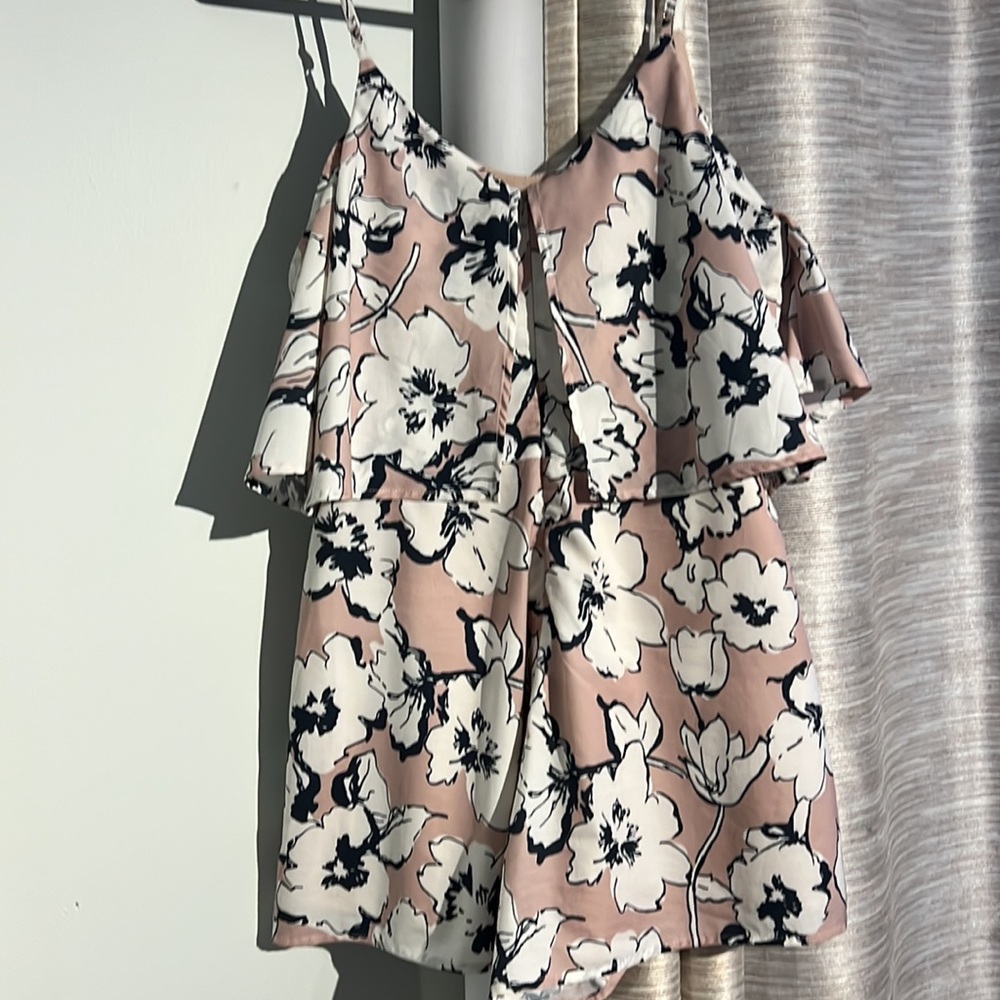 Romper - Picture 4 of 6